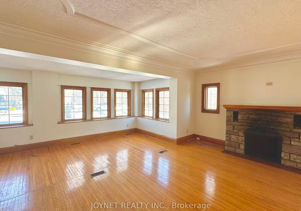 17-eckardt-avenue-markham-ontario-n12751376