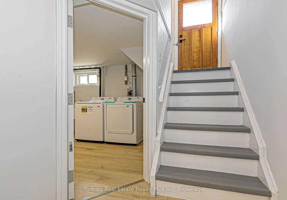 225-septonne-avenue-newmarket-ontario-n12751712
