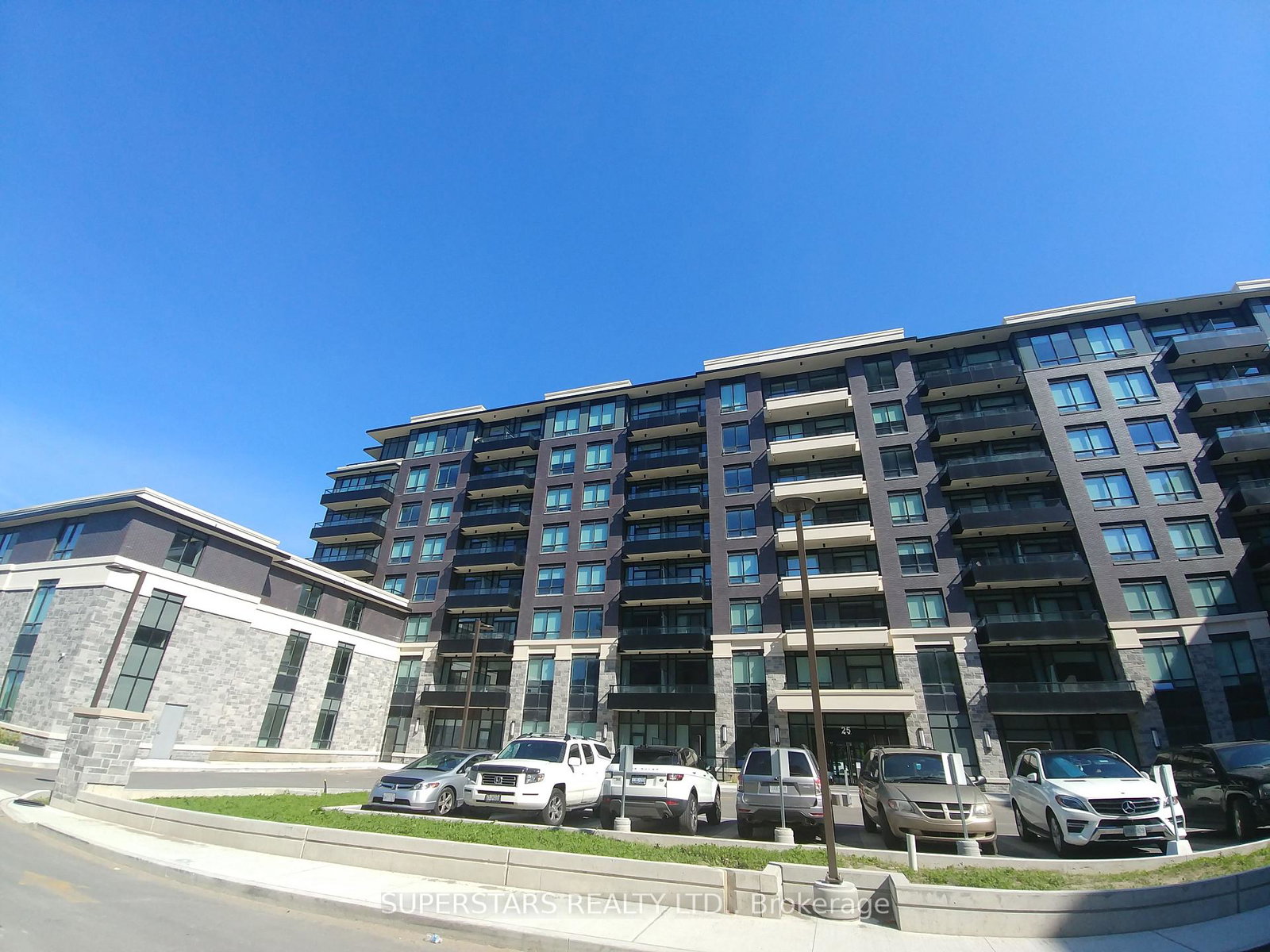 25-water-walk-drive-markham-ontario-n12752972