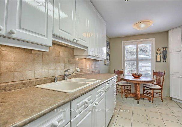 333-dixon-boulevard-newmarket-ontario-n12756684