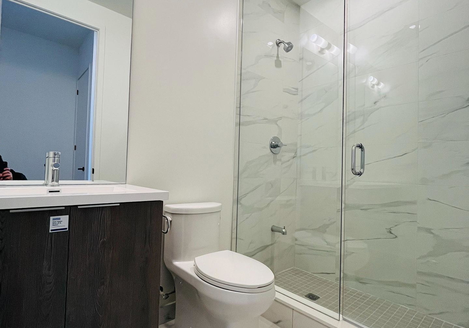 8-interchange-way-vaughan-ontario-n12756838