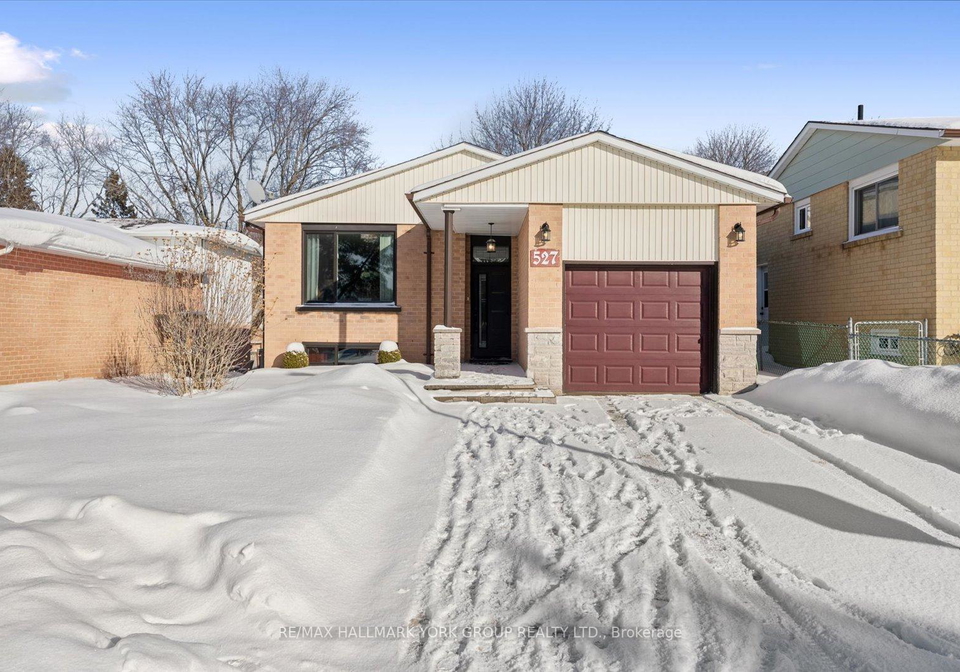527-cody-crescent-newmarket-ontario-n12757364
