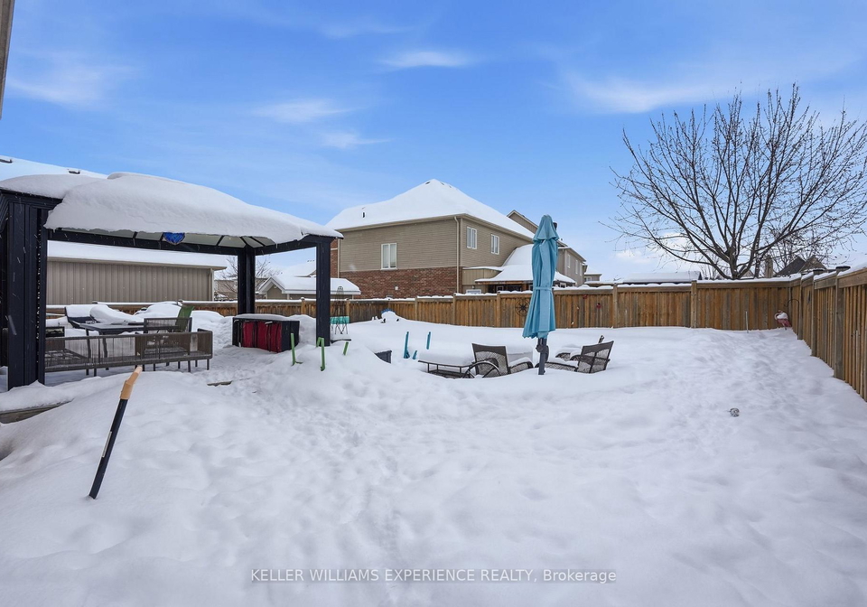 47-mount-crescent-essa-ontario-n12758606