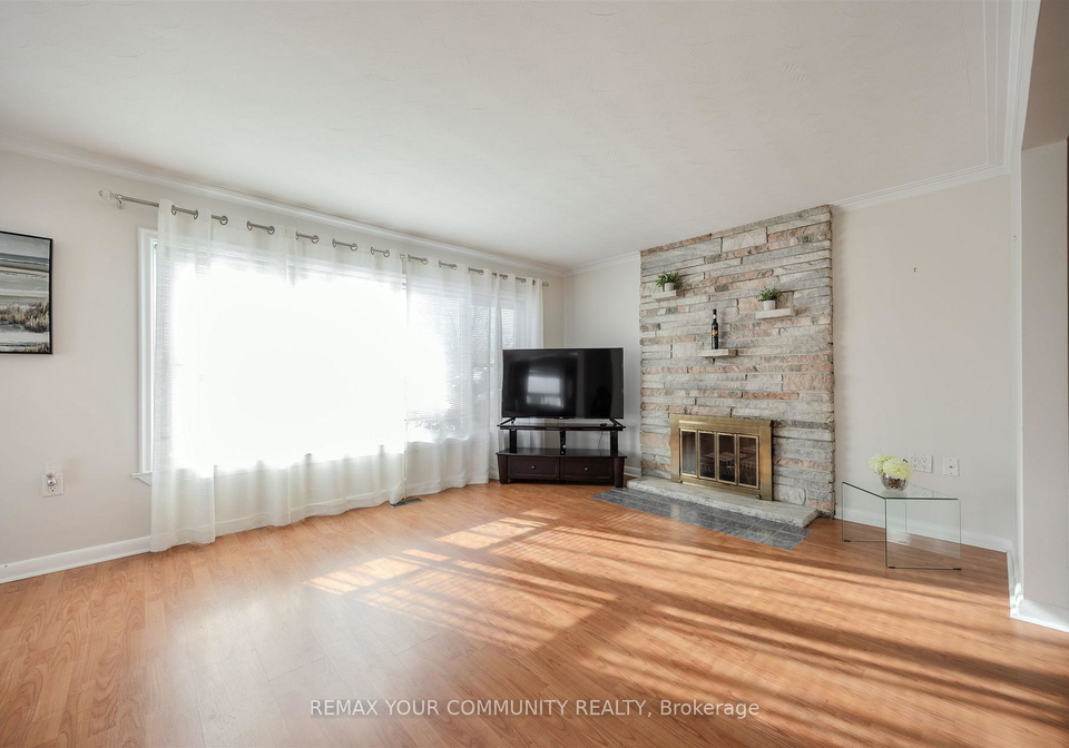 18-railway-street-vaughan-ontario-n12758670