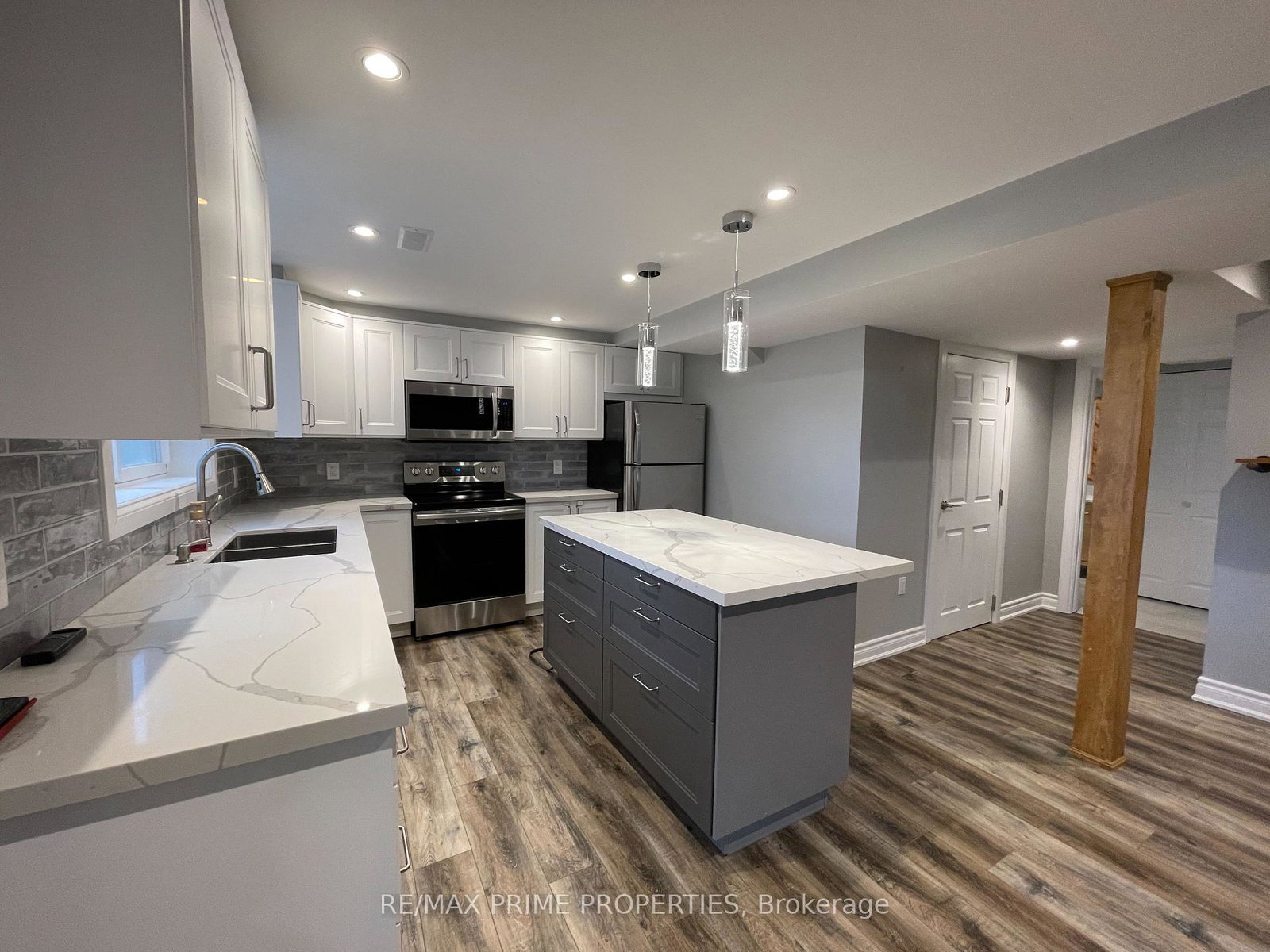 315-kirby-crescent-newmarket-ontario-n12758784