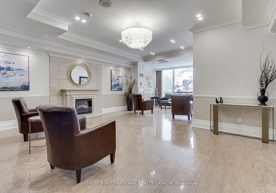 40-harding-boulevard-w-richmond-hill-ontario-n12759014