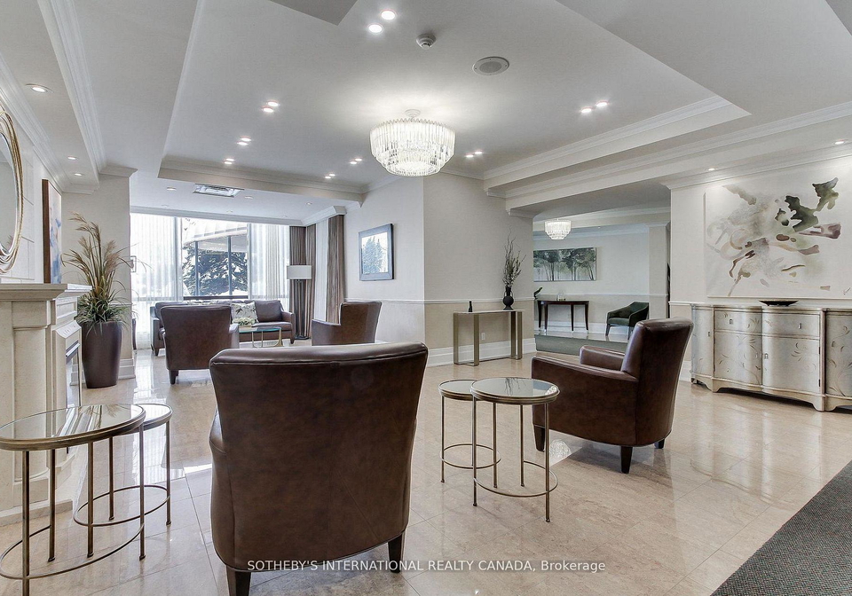 40-harding-boulevard-w-richmond-hill-ontario-n12759014