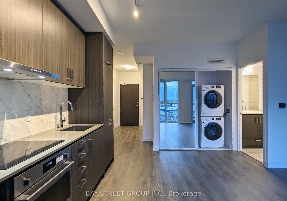 60-honeycrisp-crescent-vaughan-ontario-n12759140