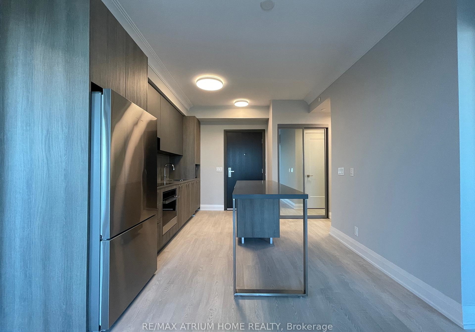 8-water-walk-drive-markham-ontario-n12762158