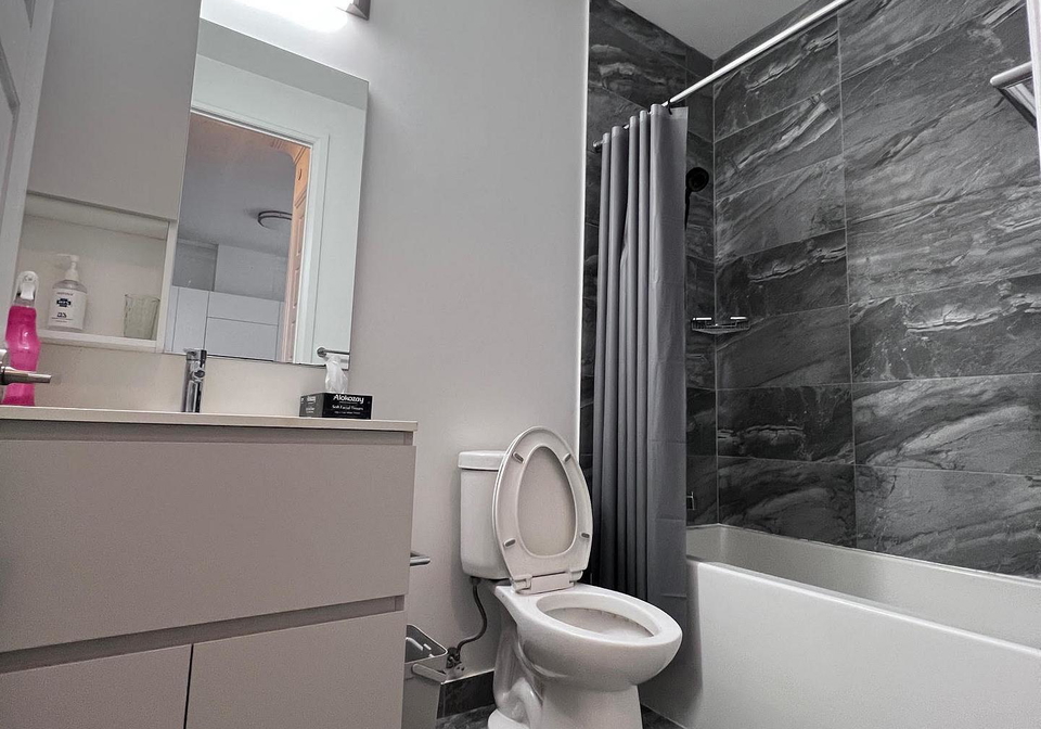 25-water-walk-drive-markham-ontario-n12762716