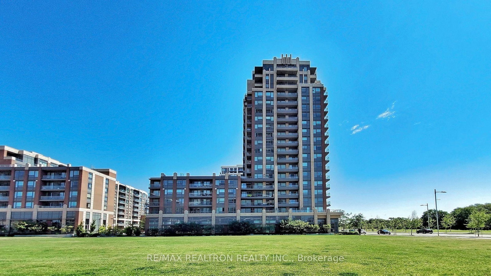 18-uptown-drive-markham-ontario-n12763546
