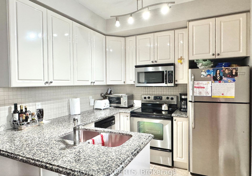 9225-jane-street-vaughan-ontario-n12764344
