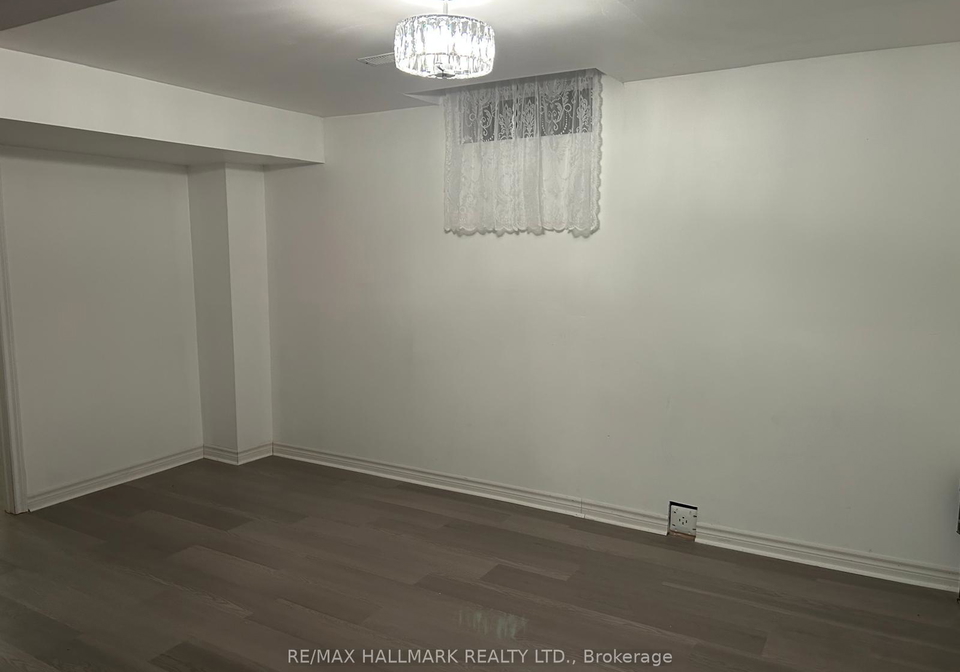 531-reeves-way-boulevard-whitchurchstouffville-whitchurch-stouffville-ontario-n12764738
