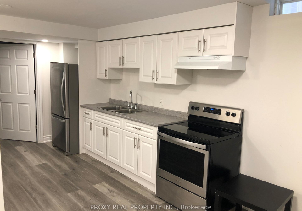 5-dietzman-court-richmond-hill-ontario-n12764826