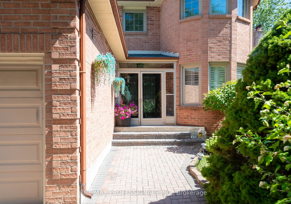 25-sawyer-crescent-markham-ontario-n12764858