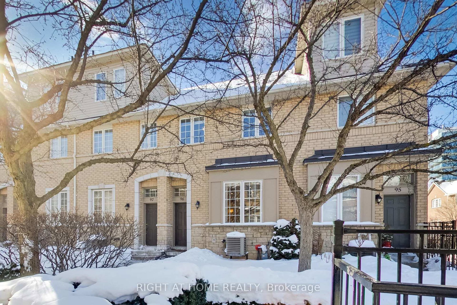 23-observatory-lane-richmond-hill-ontario-n12764916