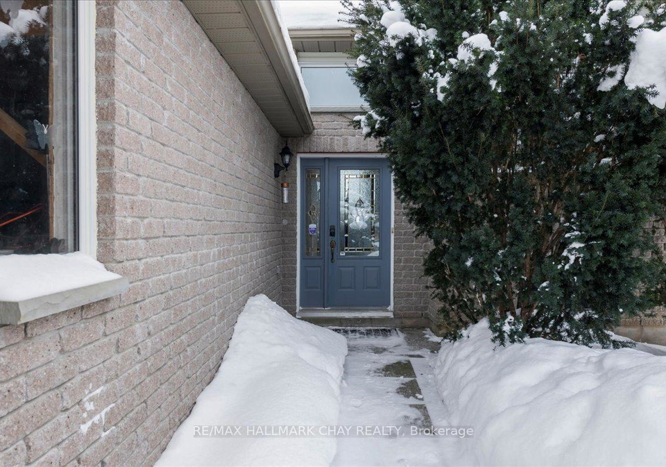 2-mancini-drive-essa-ontario-n12765200