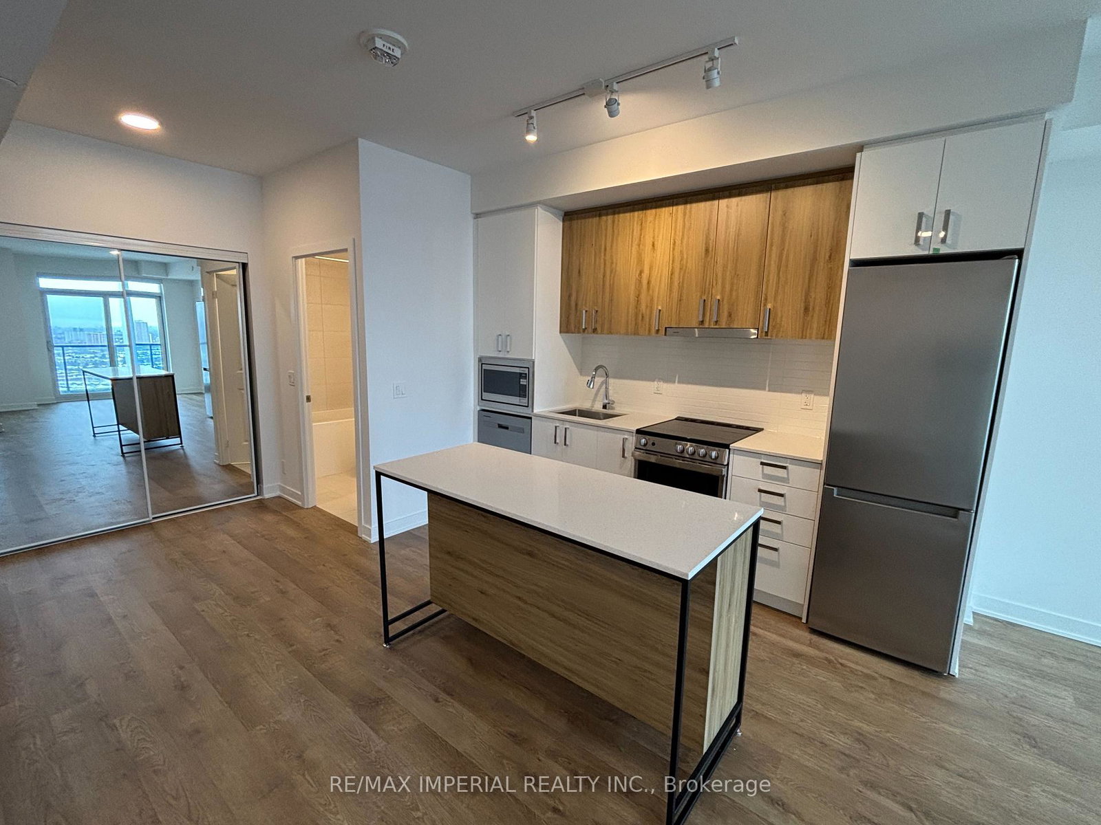 30-upper-mall-way-vaughan-ontario-n12765714