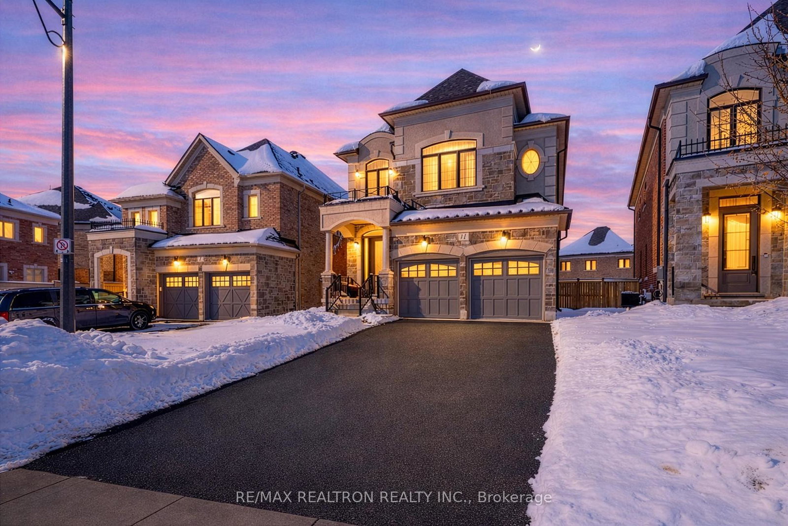 11-botelho-circle-aurora-ontario-n12765758