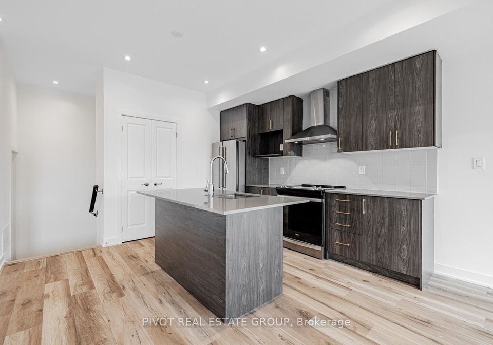 42-covington-crescent-whitchurch-stouffville-ontario-n12768332