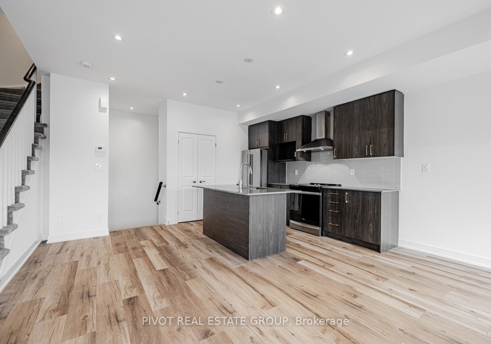 42-covington-crescent-whitchurch-stouffville-ontario-n12768332