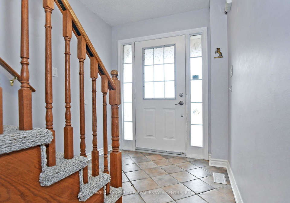 340-silken-laumann-drive-newmarket-ontario-n12768470