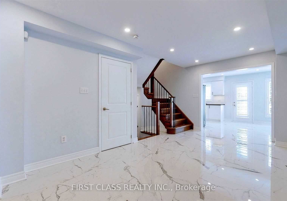112-revelstoke-crescent-richmond-hill-ontario-n12770186