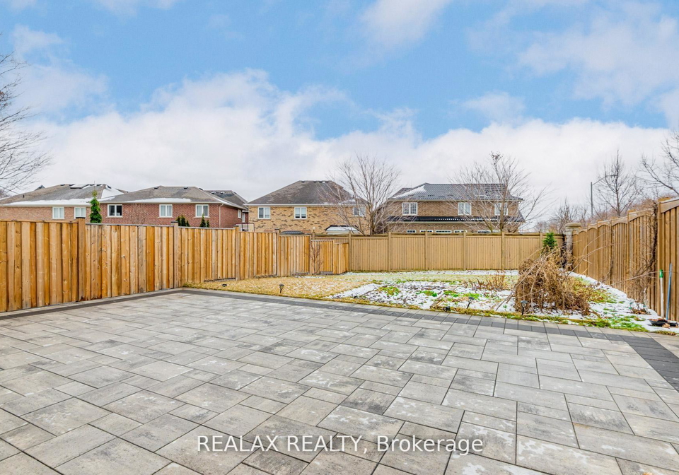 143-livante-court-markham-ontario-n12770254