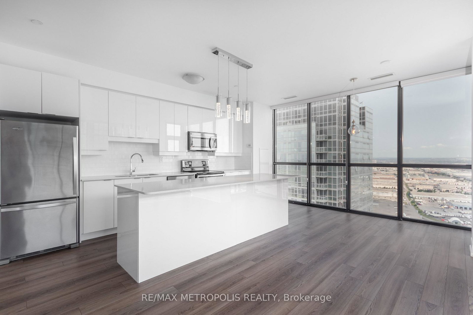 2910-7-highway-vaughan-ontario-n12770894