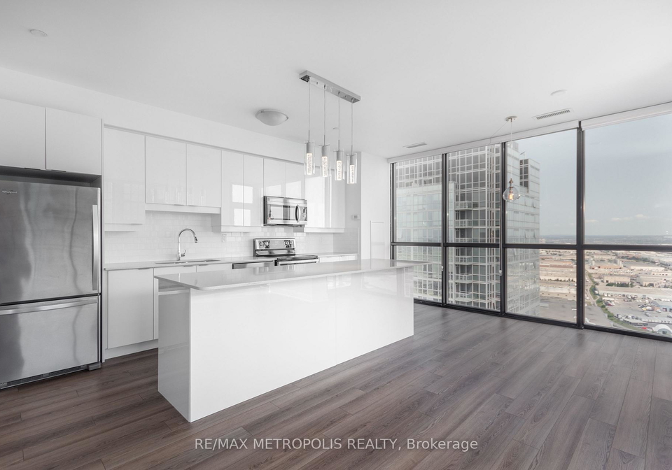 2910-7-highway-vaughan-ontario-n12770894
