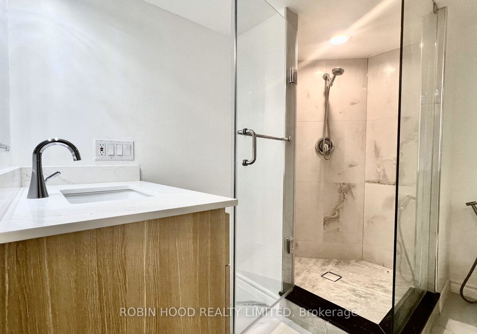 2-lytton-boulevard-richmond-hill-ontario-n12771116