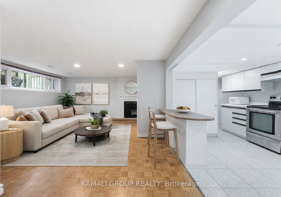 156-trayborn-drive-richmond-hill-ontario-n12771342