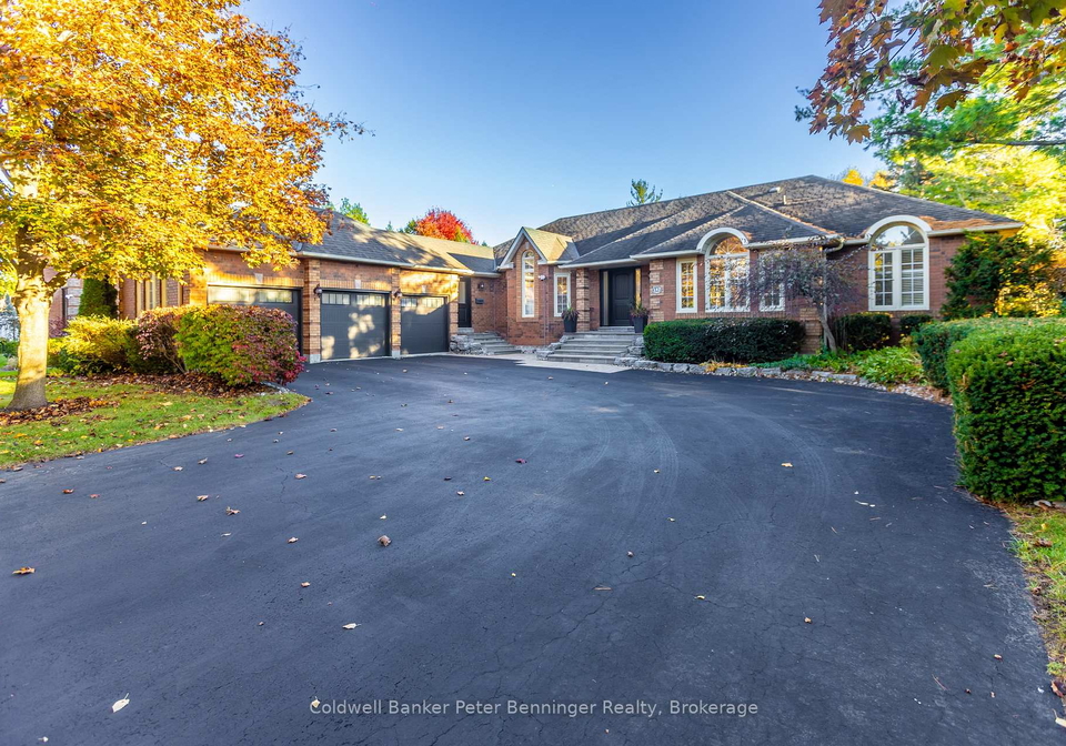 152-treegrove-circle-aurora-ontario-n12773934