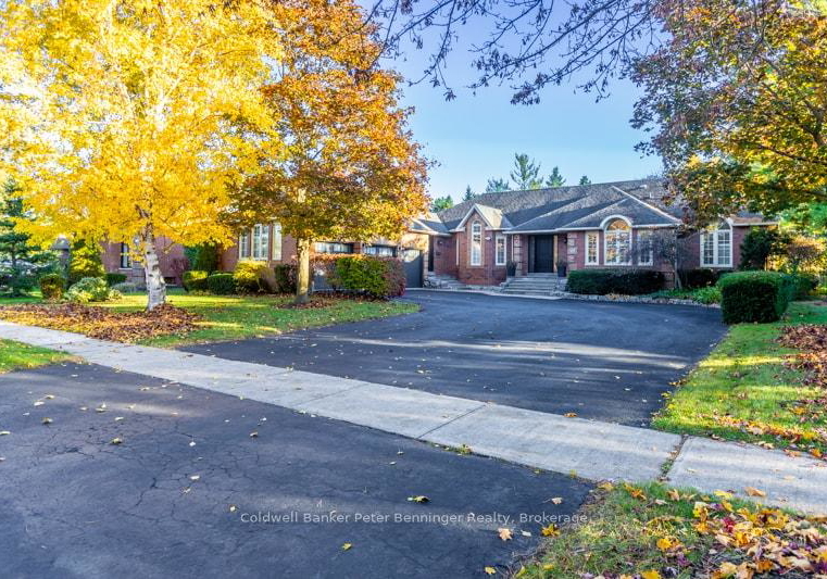 152-treegrove-circle-aurora-ontario-n12773934