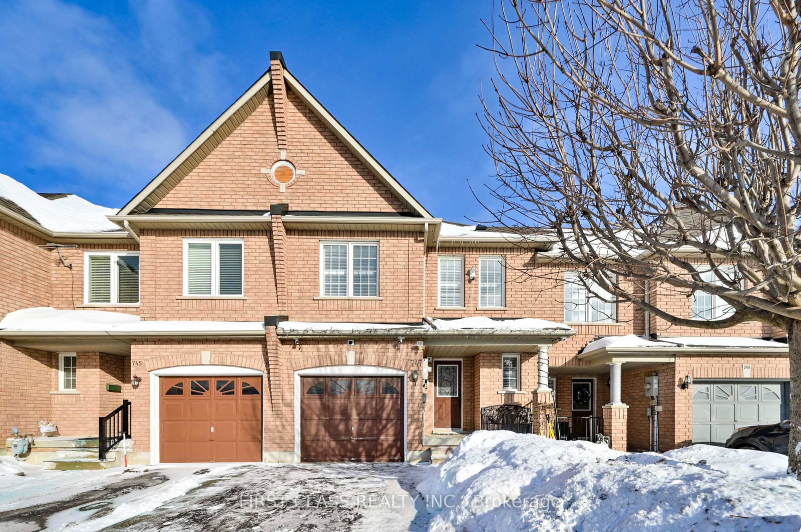 747-joe-persechini-drive-newmarket-ontario-n12774076
