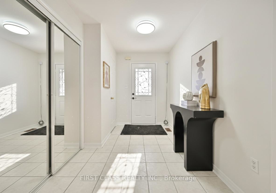 747-joe-persechini-drive-newmarket-ontario-n12774076