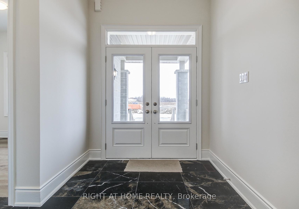 51-lorrain-hand-crescent-georgina-ontario-n12774940