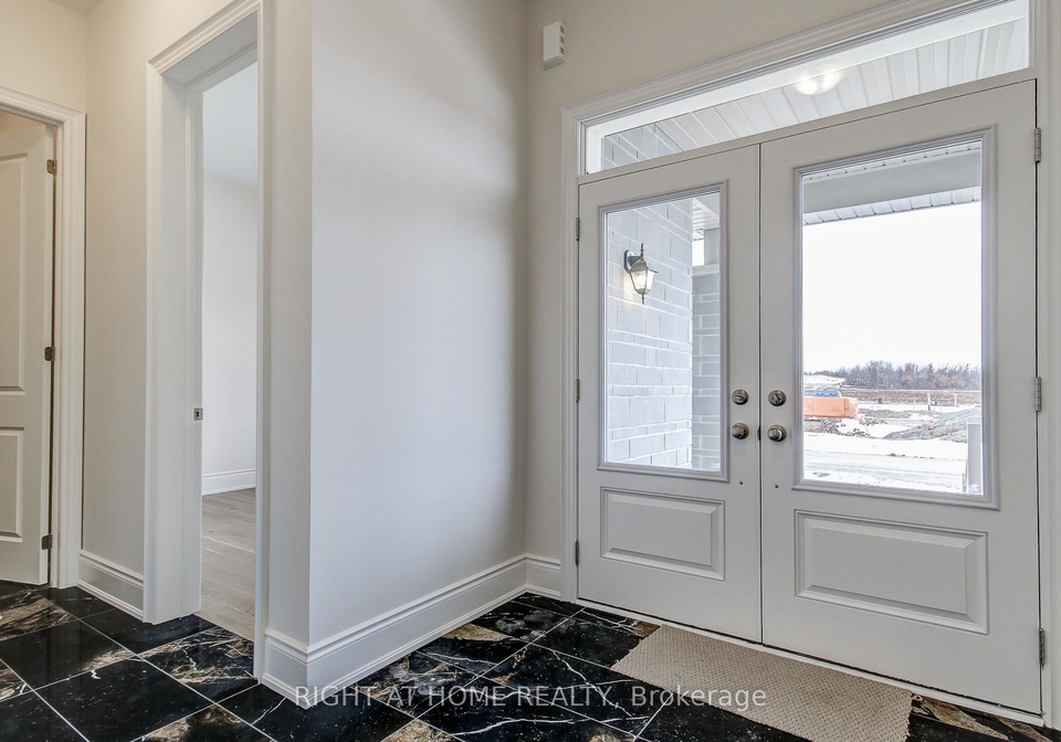 51-lorrain-hand-crescent-georgina-ontario-n12774940