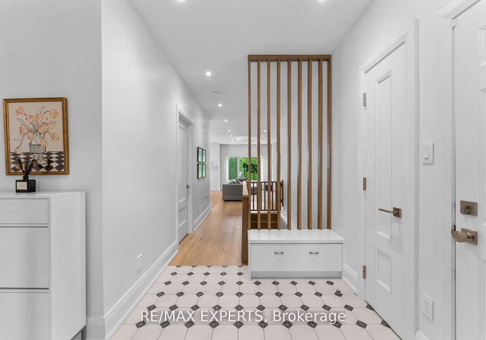 88-arista-gate-vaughan-ontario-n12775918