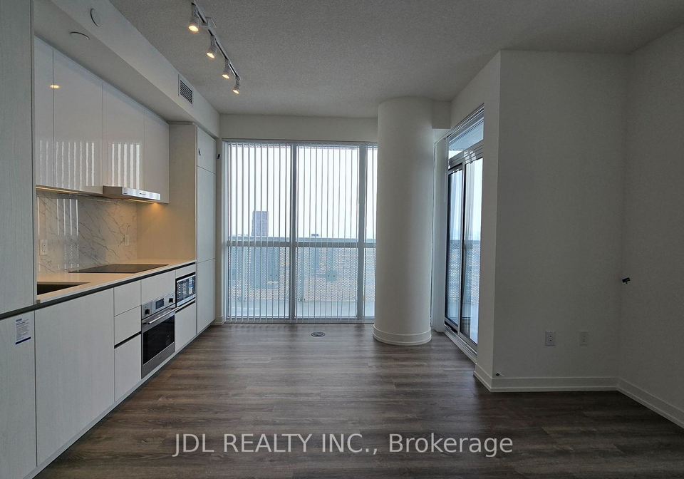 8-interchange-way-vaughan-ontario-n12776476