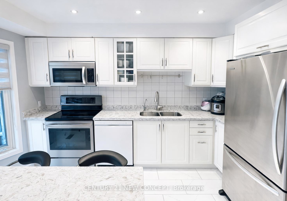 53-brownstone-circle-vaughan-ontario-n12777018