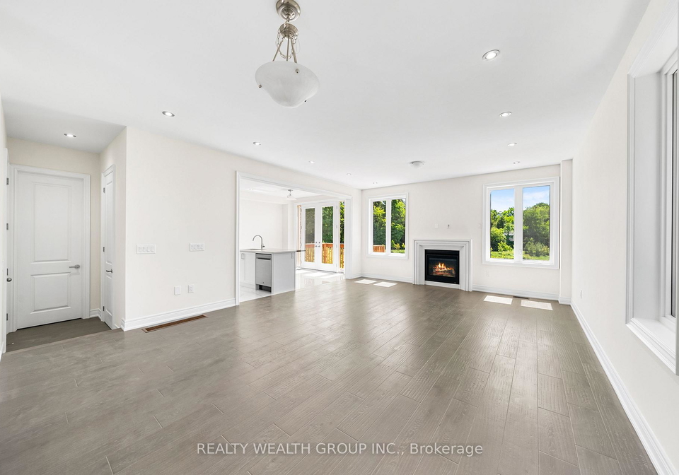 261-seaview-heights-east-gwillimbury-ontario-n12777198