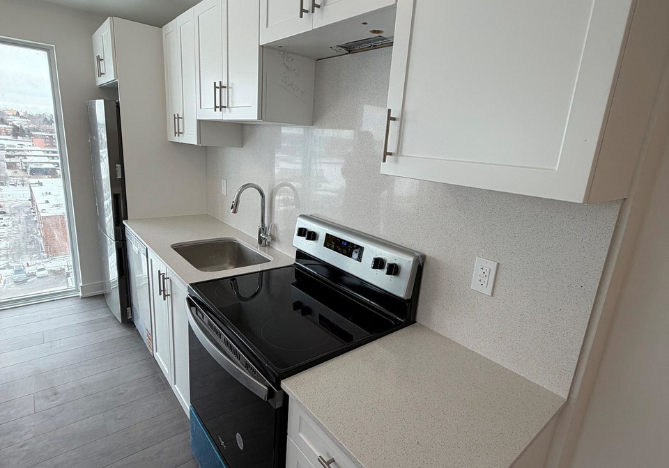 705-davis-drive-newmarket-ontario-n12779194
