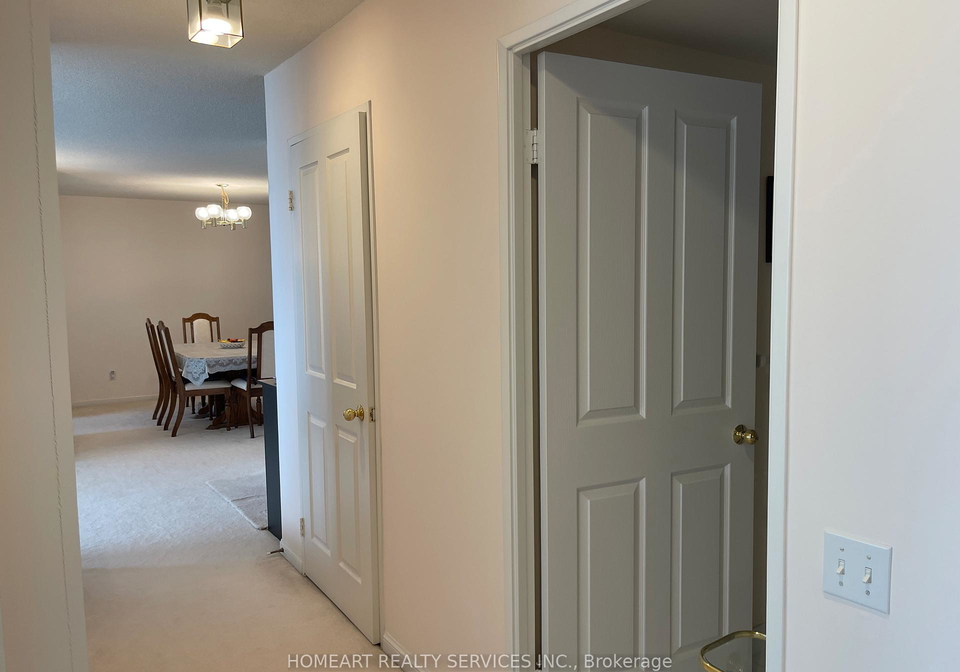 110-n-promenade-circle-e-vaughan-ontario-n12781918