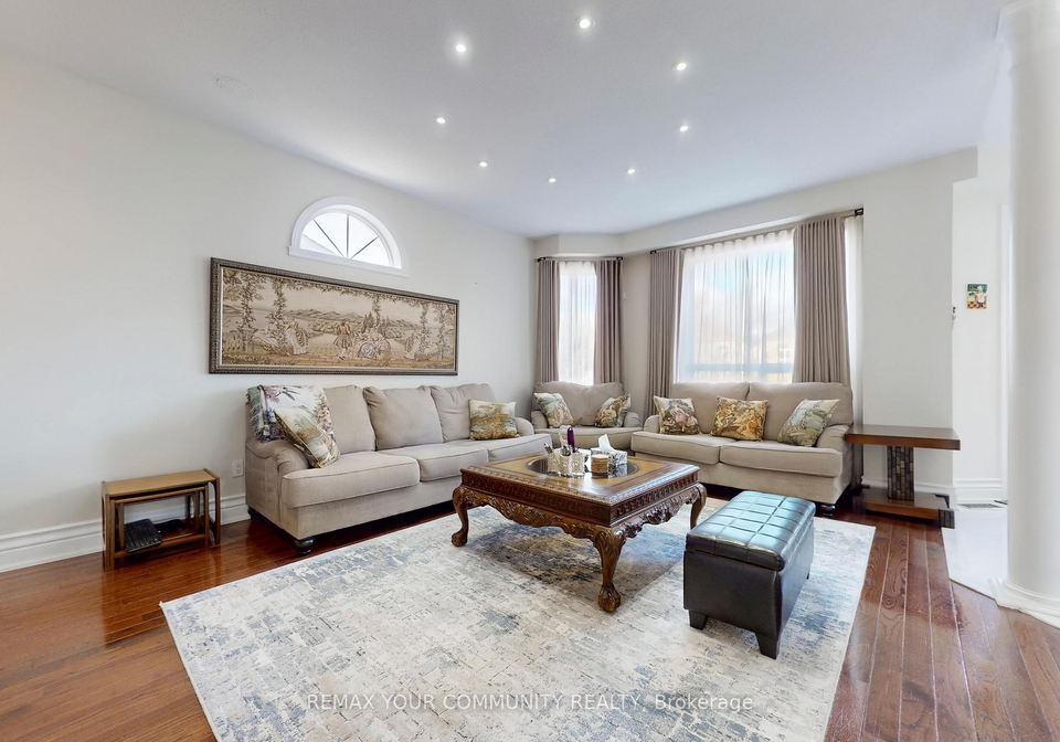 24-pegasus-drive-richmond-hill-ontario-n12782214
