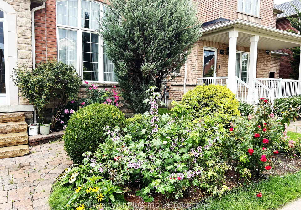 94-barnwood-drive-richmond-hill-ontario-n12782226