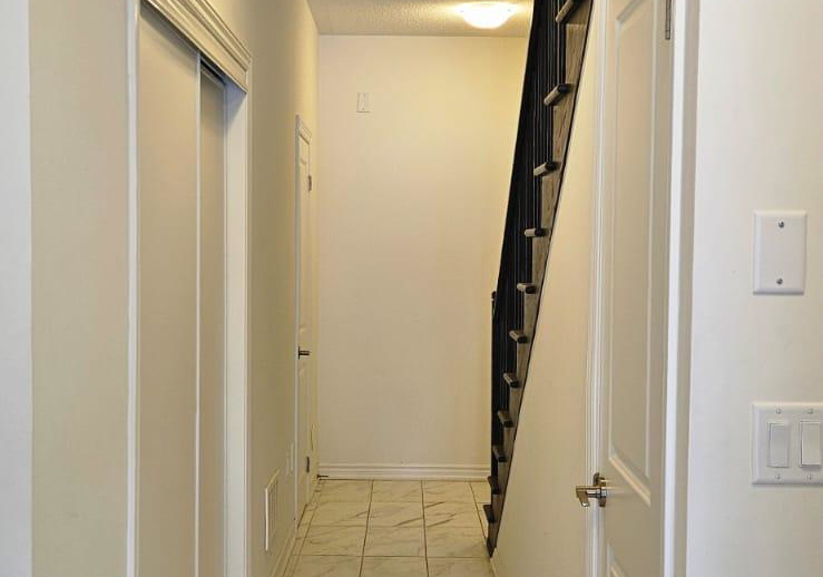 41-montrose-boulevard-bradford-west-gwillimbury-ontario-n12782802