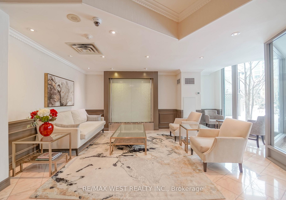 7825-bayview-avenue-markham-ontario-n12783148