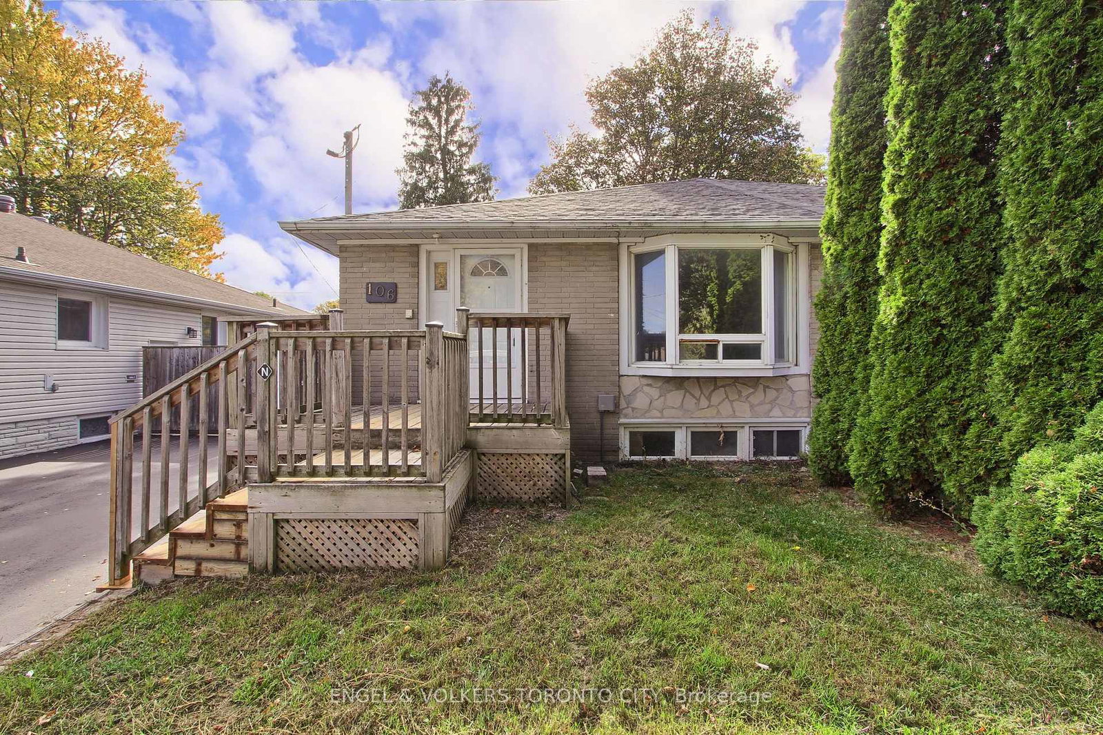 106-sheldon-avenue-newmarket-ontario-n12783478