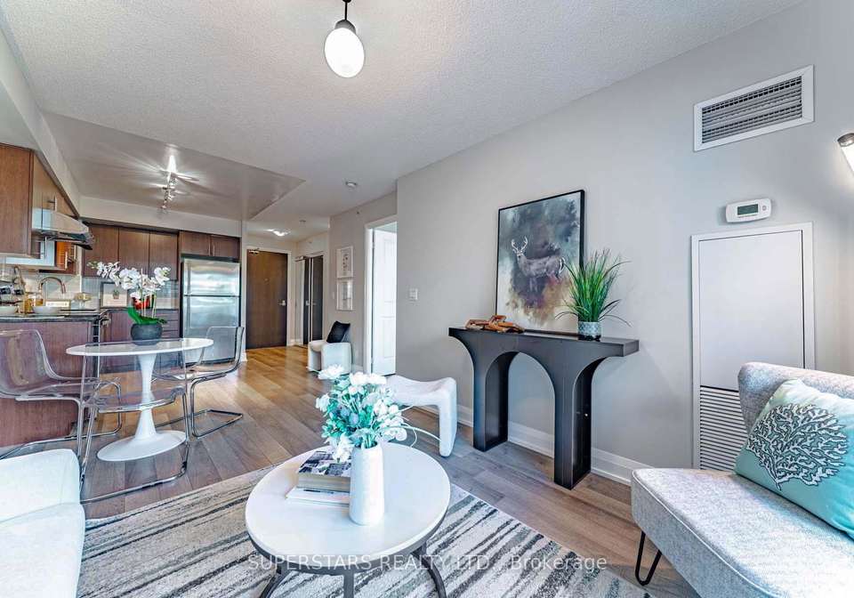 372-highway-7-e-richmond-hill-ontario-n12784590